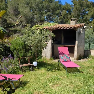  Hébergement de vacances Maisonnette Kalis Calme Avec Climatisation Parking Jardin Cadre Campagne Plages A Pieds